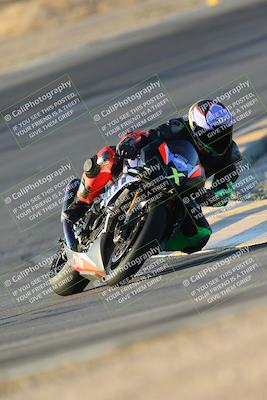 media/Oct-06-2024-Race Pace (Sun) [[d7d39ec7ad]]/1-Turn 10 (730am)/